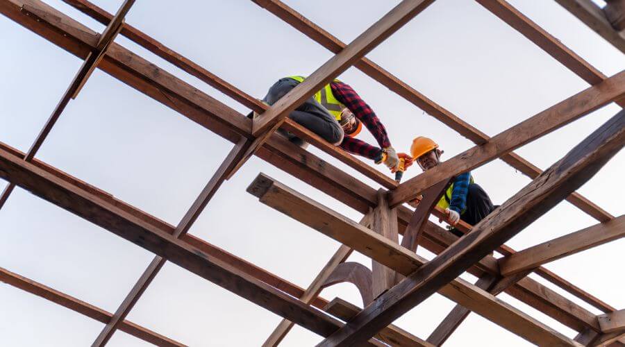 Expert tile roof repair services in Hoopeston, IL